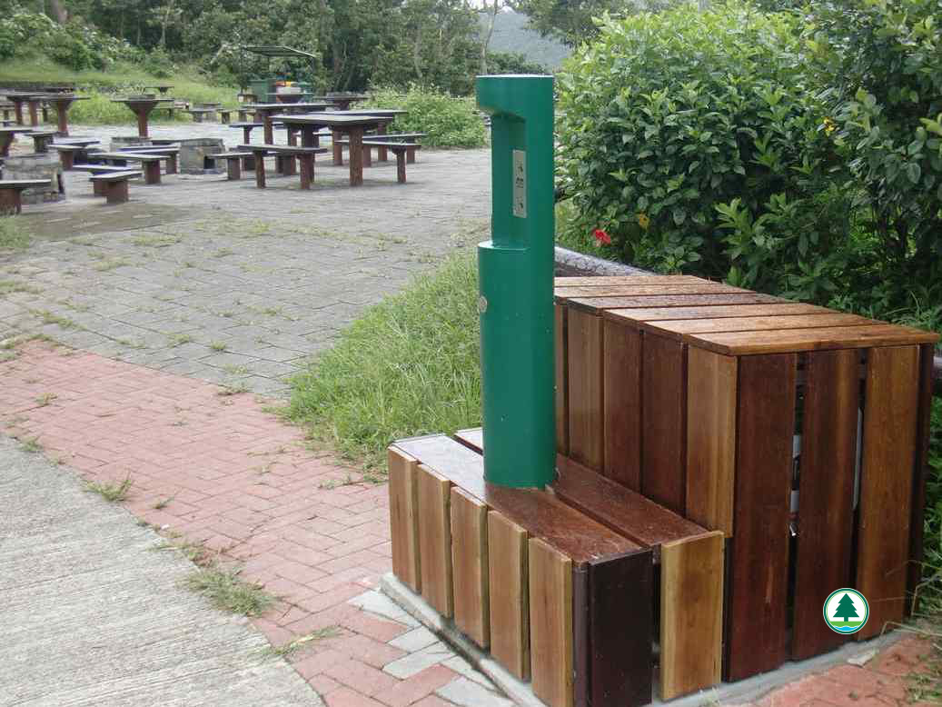 加水站	